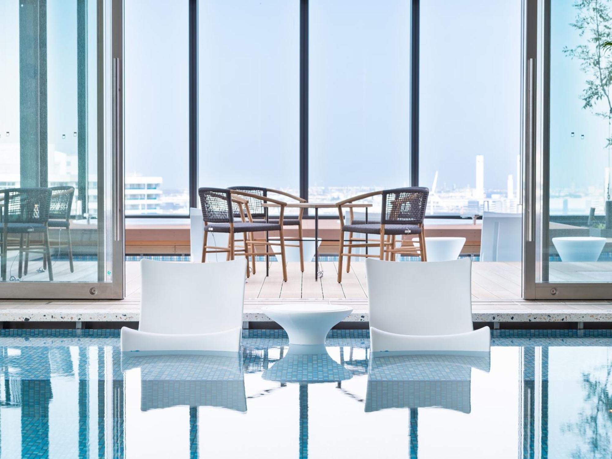 Mitsui Garden Hotel Yokohama Minatomirai Premier Zewnętrze zdjęcie The Sky Pool